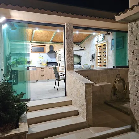 Sipina 4 Apartman