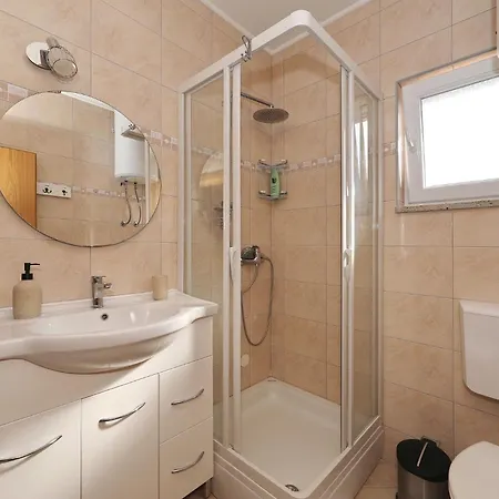 Sipina 4 Apartman