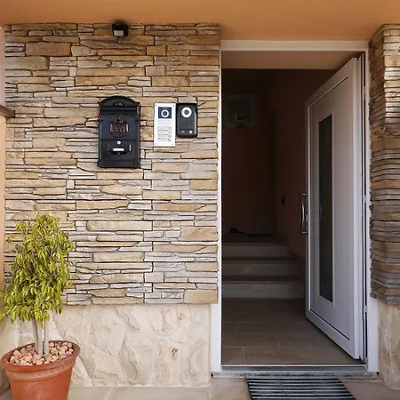 Apartamento Sipina 4 *